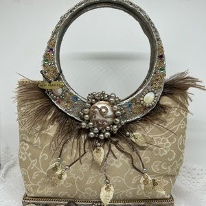 Vintage retired and rare Mary Frances hand bag purse